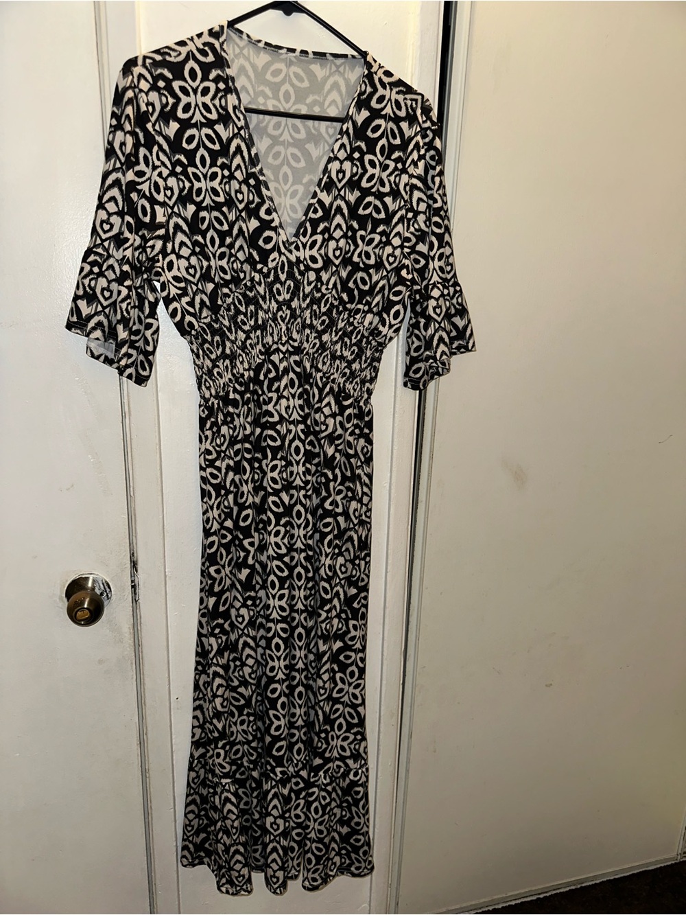 Black & White Patterned V-Neck Maxi Dress